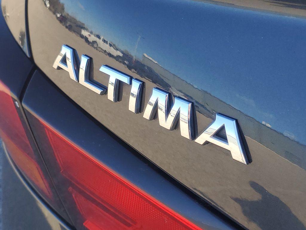 used 2022 Nissan Altima car, priced at $17,300