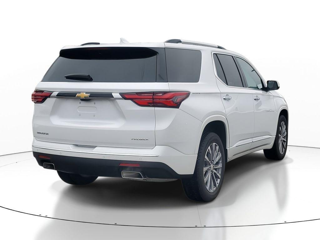 used 2023 Chevrolet Traverse car, priced at $39,990