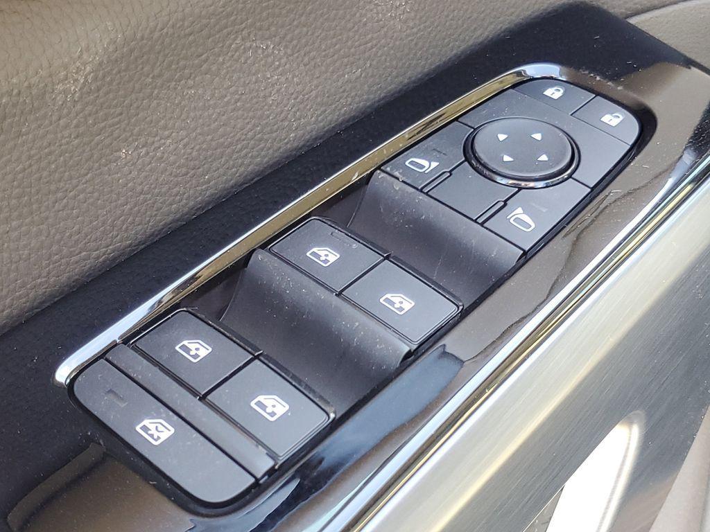 new 2025 Nissan Pathfinder car, priced at $43,915