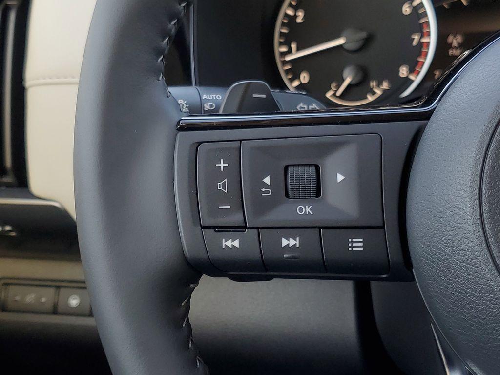 new 2025 Nissan Pathfinder car, priced at $43,915