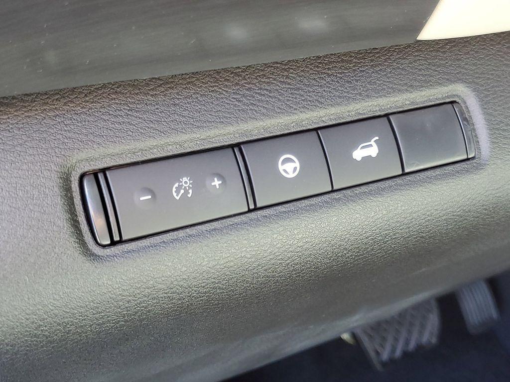 new 2025 Nissan Pathfinder car, priced at $43,915