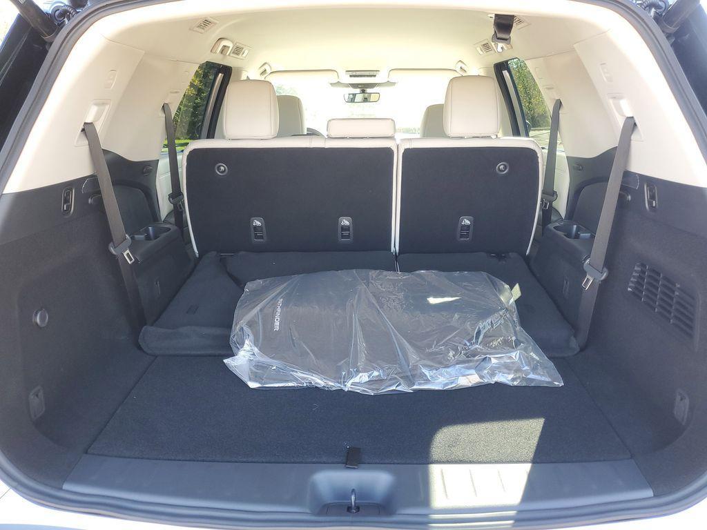 new 2025 Nissan Pathfinder car, priced at $43,915