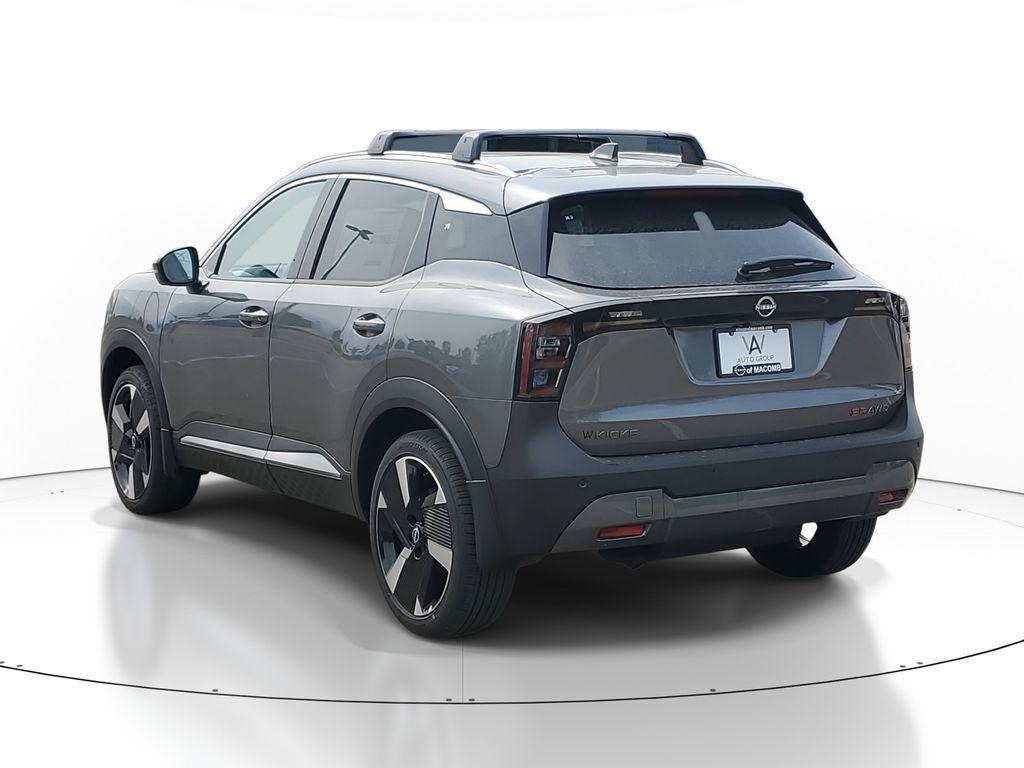 new 2025 Nissan Kicks car, priced at $31,055