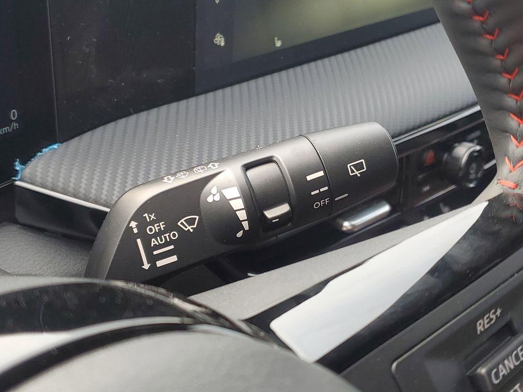 new 2025 Nissan Kicks car, priced at $31,055