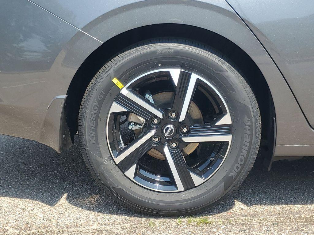 new 2025 Nissan Sentra car, priced at $23,633