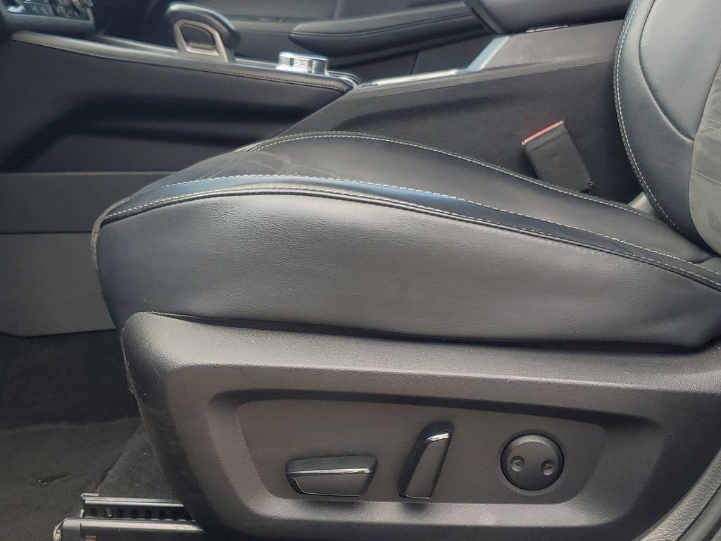 used 2024 Mitsubishi Outlander car, priced at $24,500