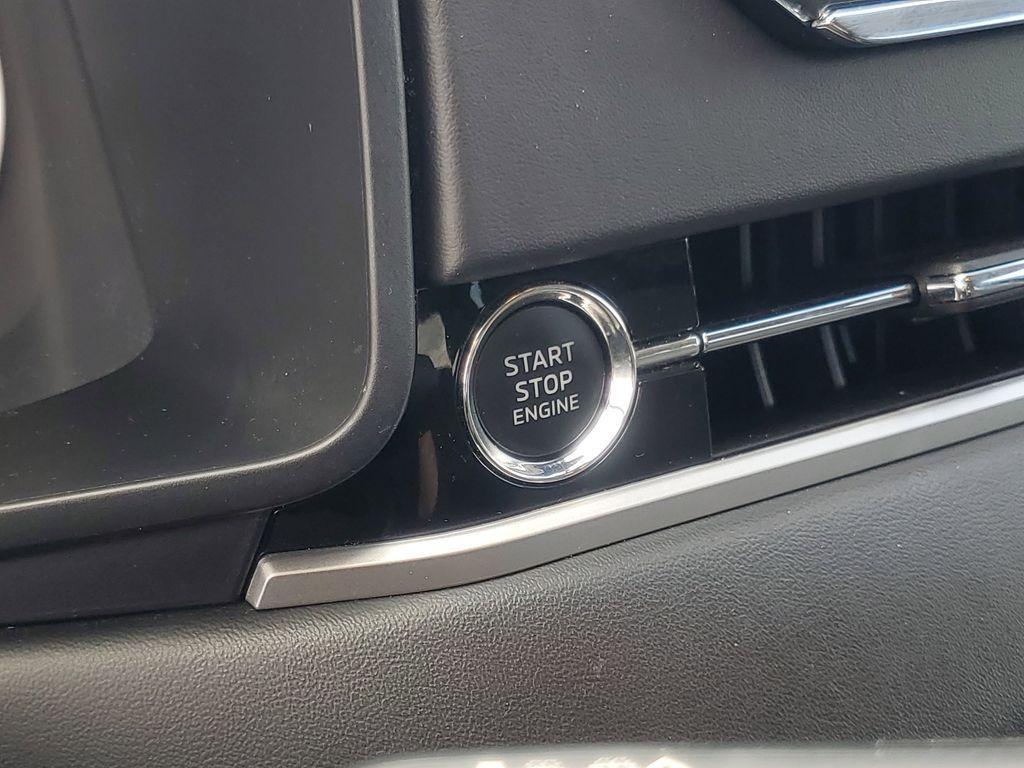 used 2024 Mitsubishi Outlander car, priced at $24,500