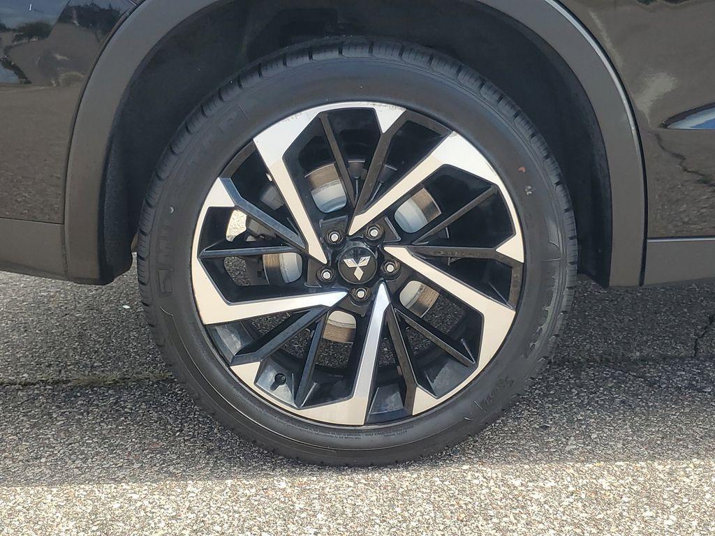 used 2024 Mitsubishi Outlander car, priced at $24,500