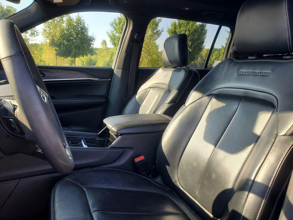 used 2024 Jeep Grand Cherokee L car, priced at $37,900