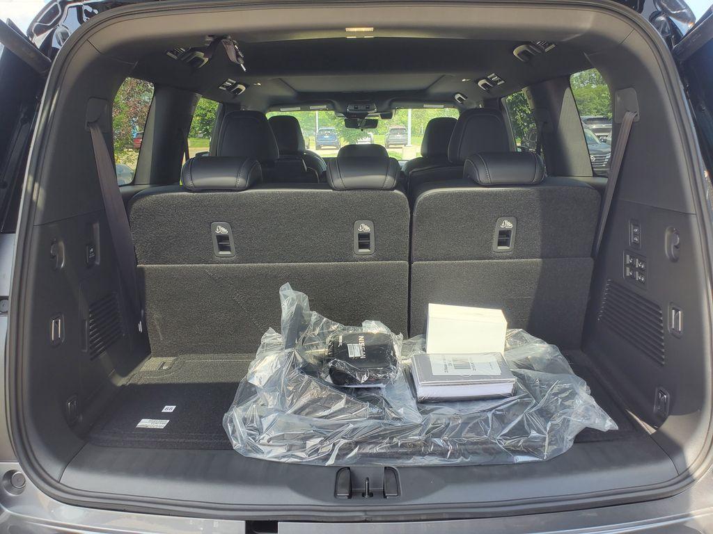 new 2025 Nissan Armada car, priced at $79,696