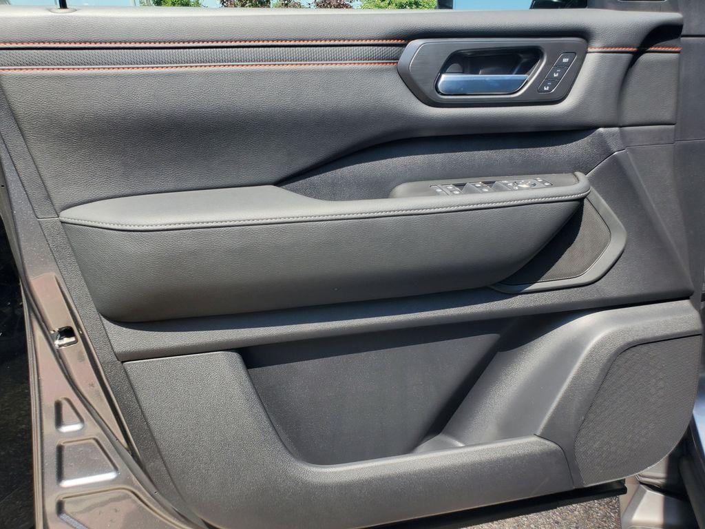 new 2025 Nissan Armada car, priced at $79,696