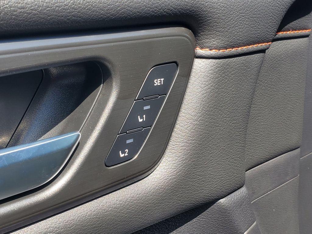 new 2025 Nissan Armada car, priced at $79,696