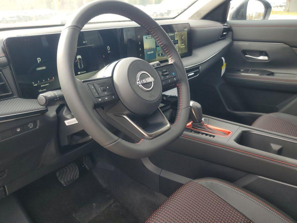 new 2025 Nissan Kicks car, priced at $27,985