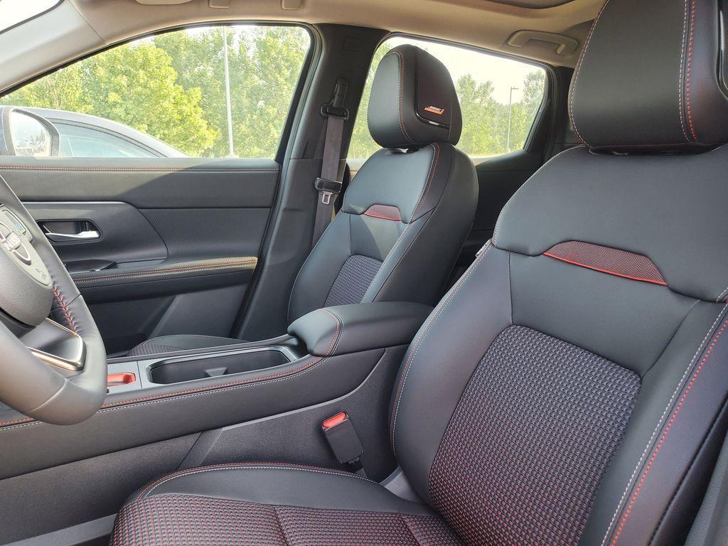 new 2025 Nissan Kicks car, priced at $31,378