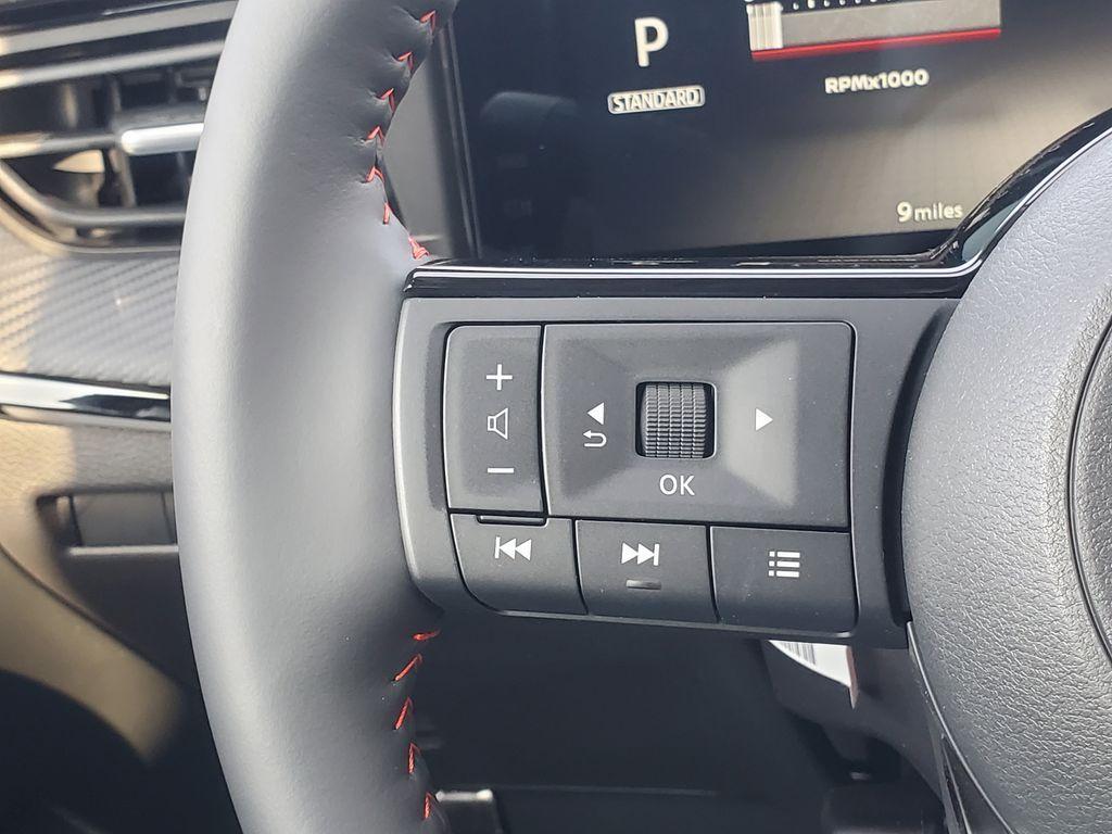 new 2025 Nissan Kicks car, priced at $31,378