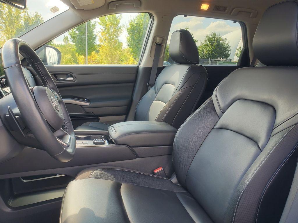 used 2024 Nissan Pathfinder car, priced at $35,200