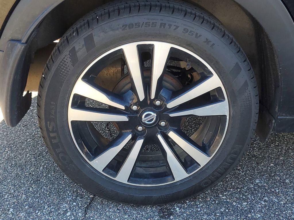 used 2019 Nissan Kicks car, priced at $12,600