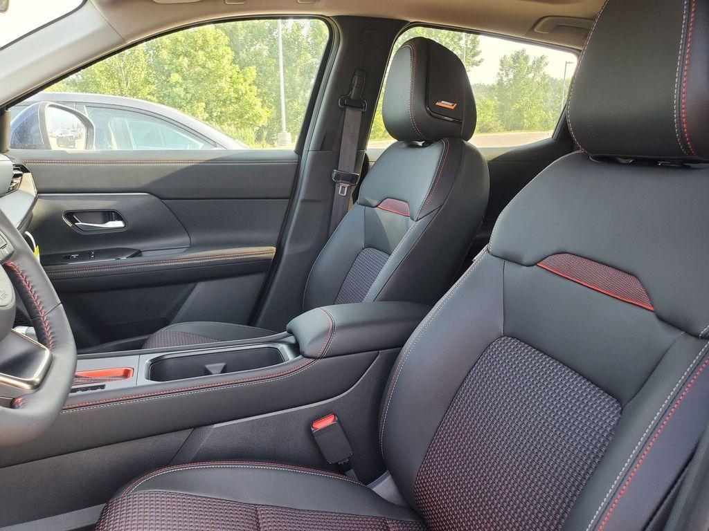 new 2025 Nissan Kicks car, priced at $31,786