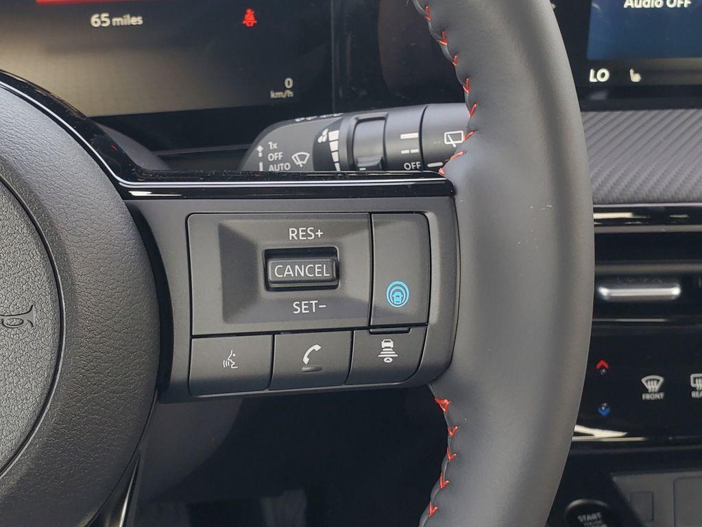 new 2025 Nissan Kicks car, priced at $31,786