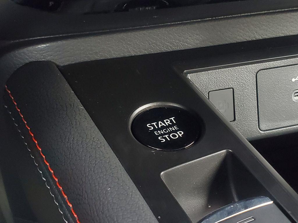 new 2025 Nissan Kicks car, priced at $31,786