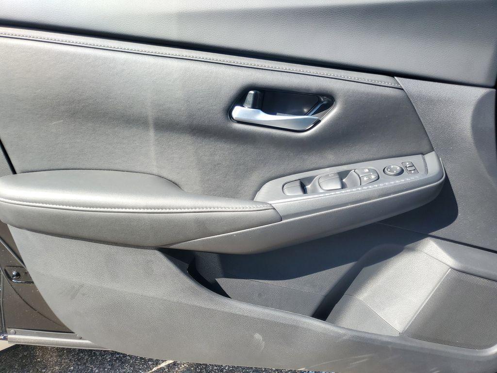 new 2025 Nissan Sentra car, priced at $23,452