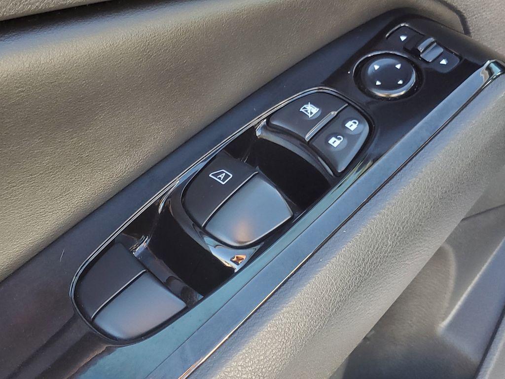 used 2023 Nissan Altima car, priced at $18,900