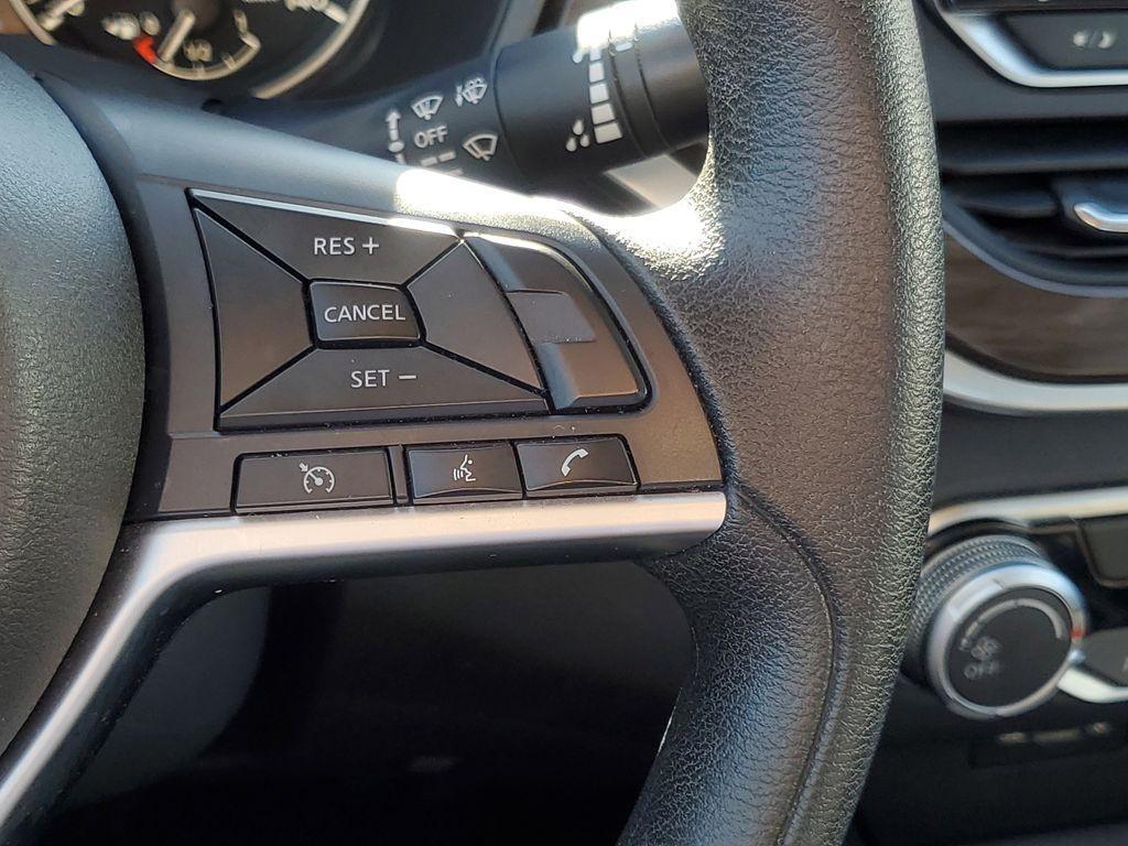 used 2023 Nissan Altima car, priced at $18,900