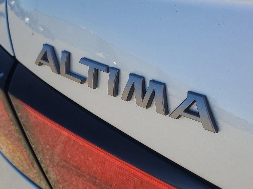 used 2023 Nissan Altima car, priced at $18,900
