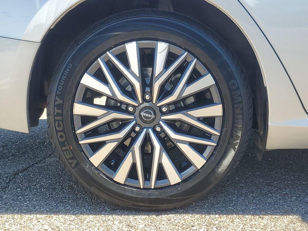 used 2023 Nissan Altima car, priced at $18,900