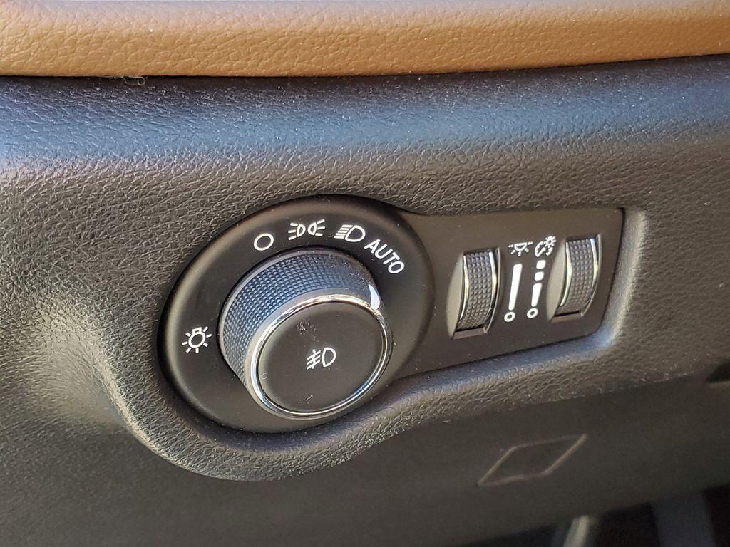 used 2019 Chrysler Pacifica car, priced at $22,300