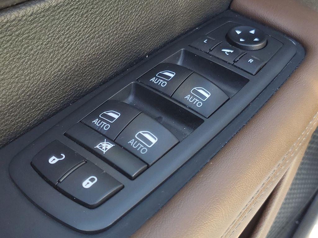 used 2019 Chrysler Pacifica car, priced at $22,300