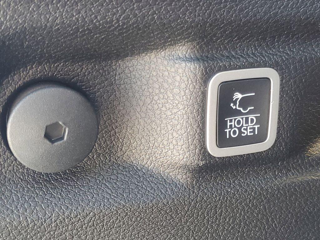 used 2021 Jeep Grand Cherokee L car, priced at $24,400