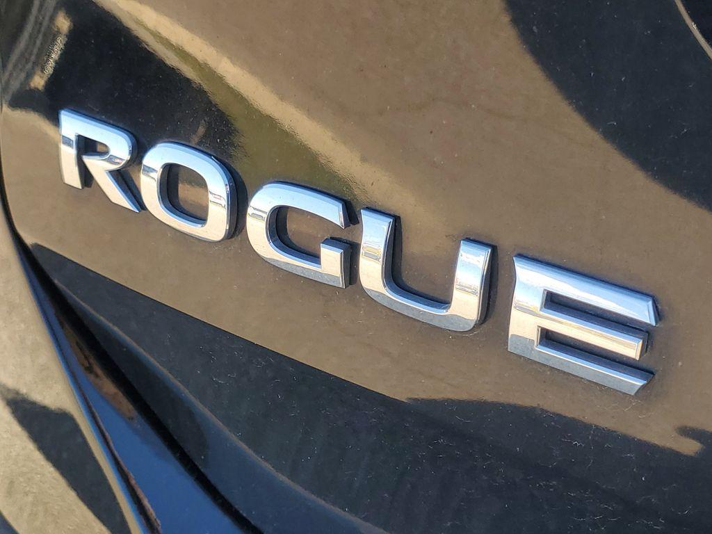 used 2015 Nissan Rogue car, priced at $9,000