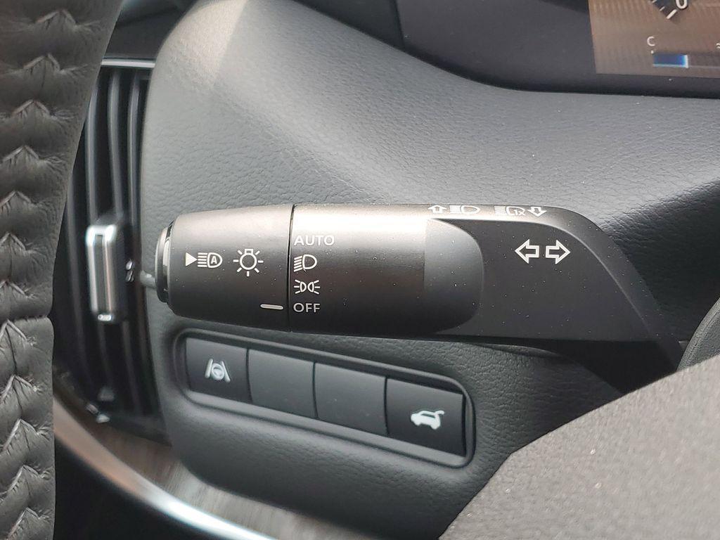 new 2025 Nissan Armada car, priced at $76,696