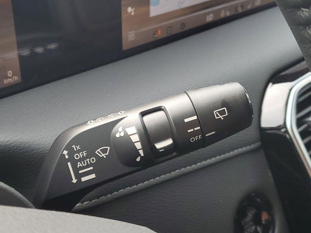 new 2025 Nissan Armada car, priced at $76,696