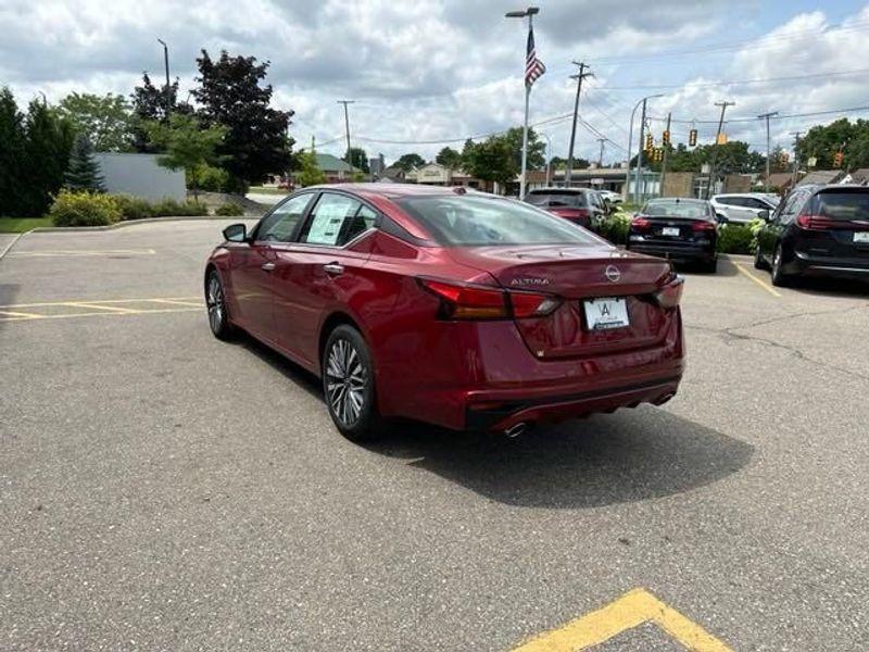 new 2024 Nissan Altima car, priced at $29,392