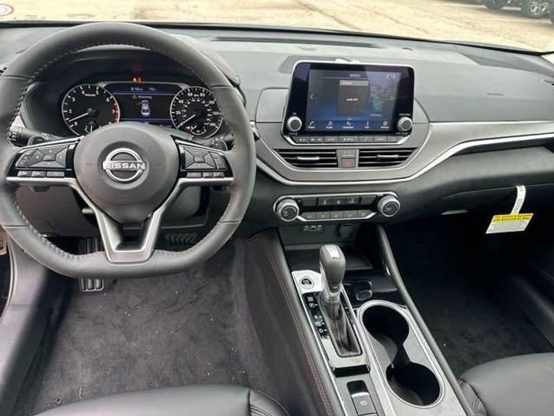 new 2025 Nissan Altima car, priced at $32,285