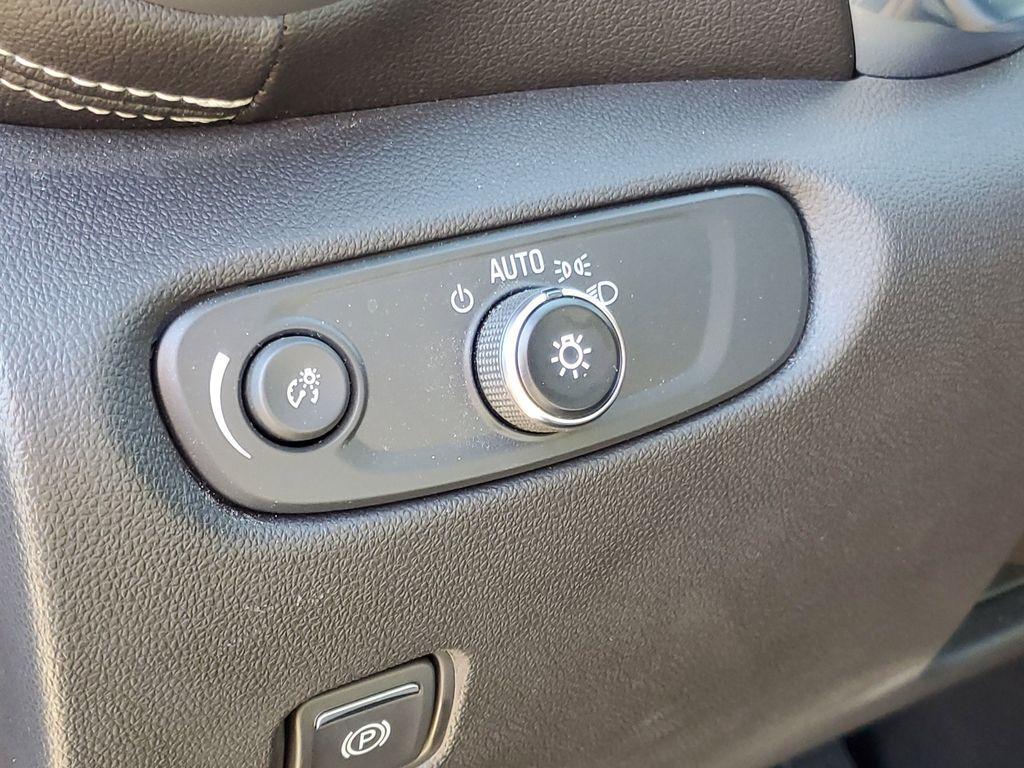 used 2023 Chevrolet Blazer car, priced at $30,275