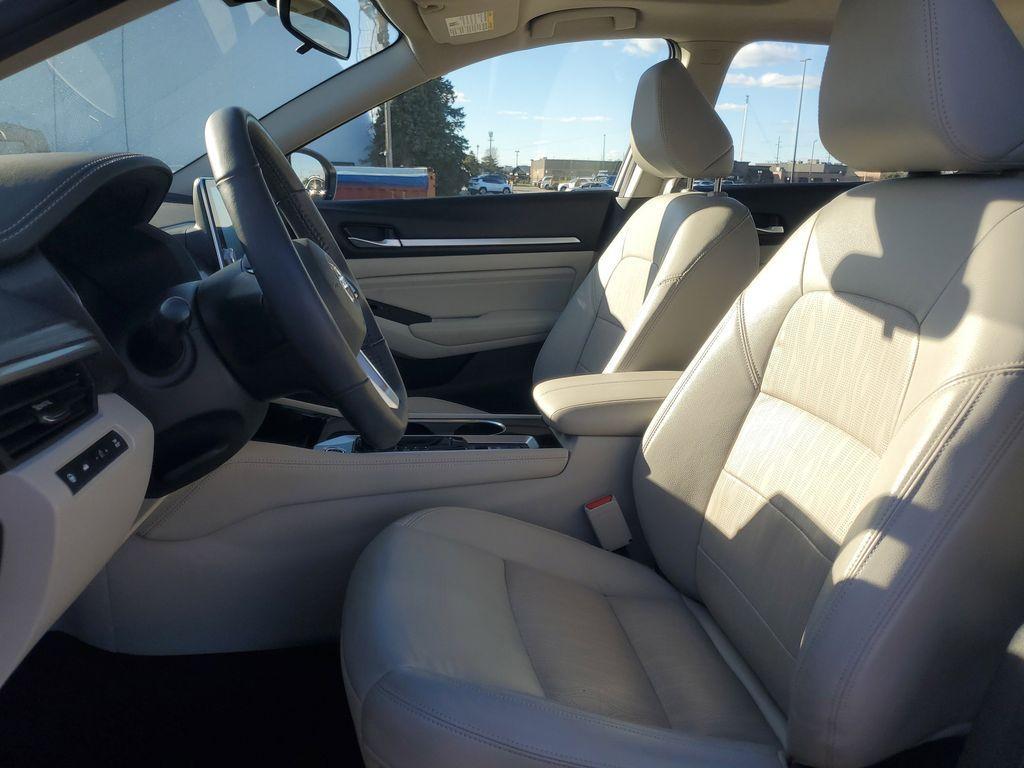 used 2021 Nissan Altima car, priced at $22,900