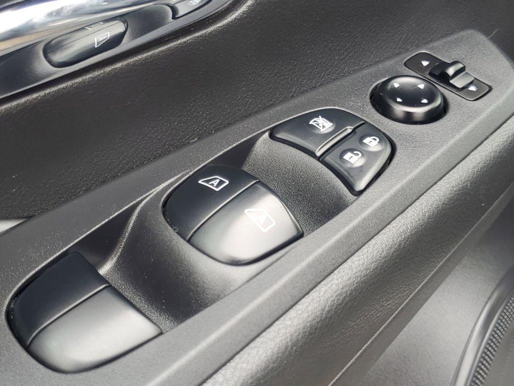 used 2021 Nissan Kicks car, priced at $15,400