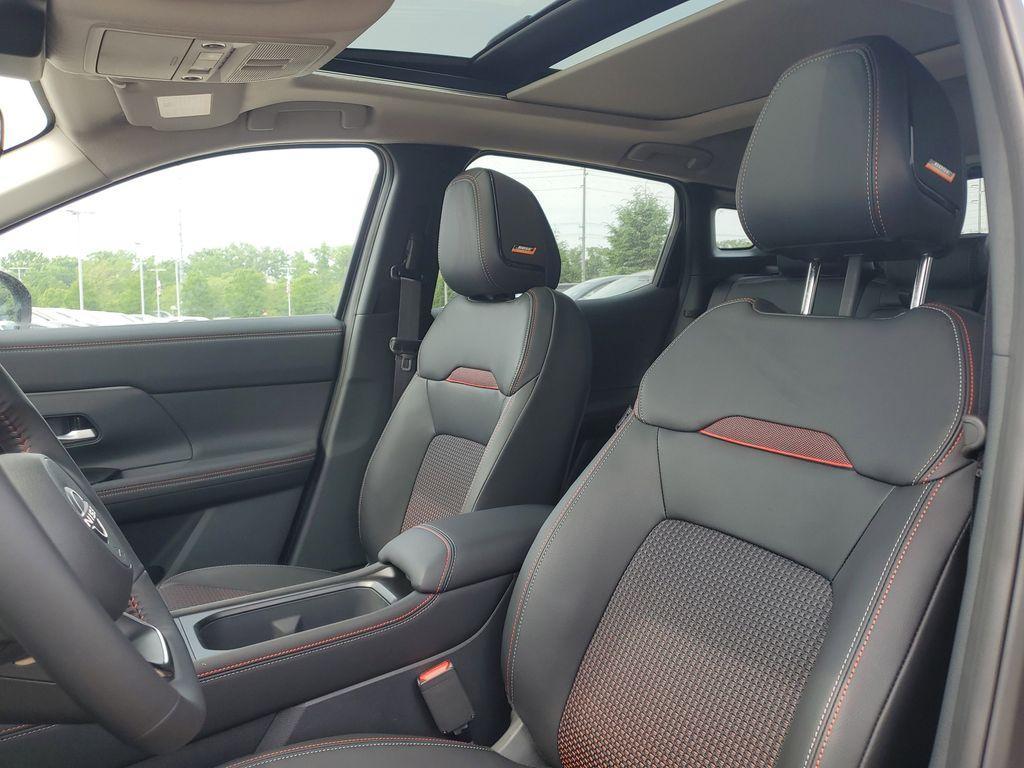 new 2025 Nissan Kicks car, priced at $31,055