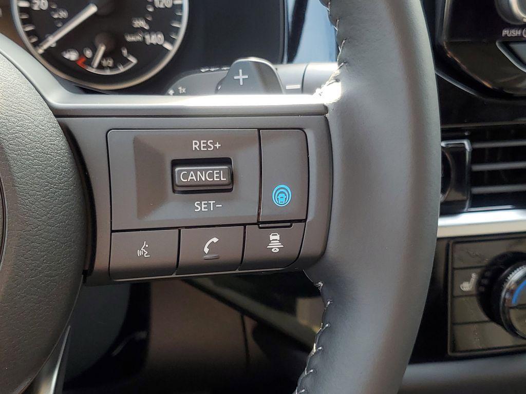 new 2025 Nissan Pathfinder car, priced at $41,735