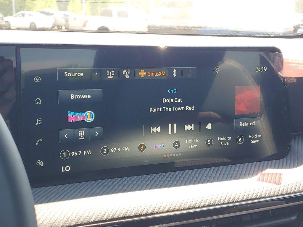 new 2025 Nissan Kicks car, priced at $27,882