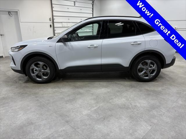 used 2025 Ford Escape car, priced at $28,815