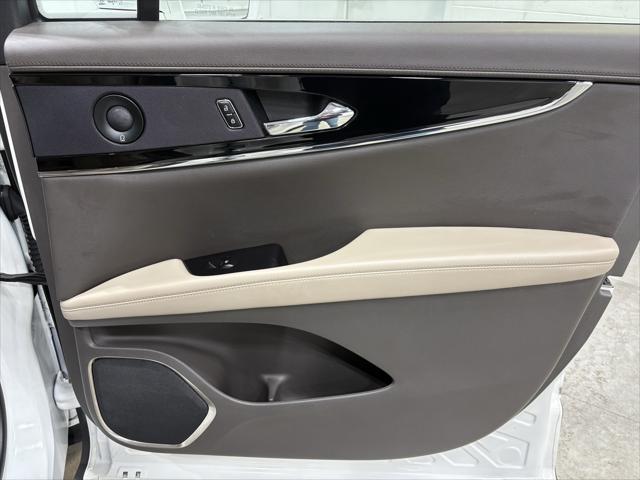used 2023 Lincoln Nautilus car, priced at $38,557
