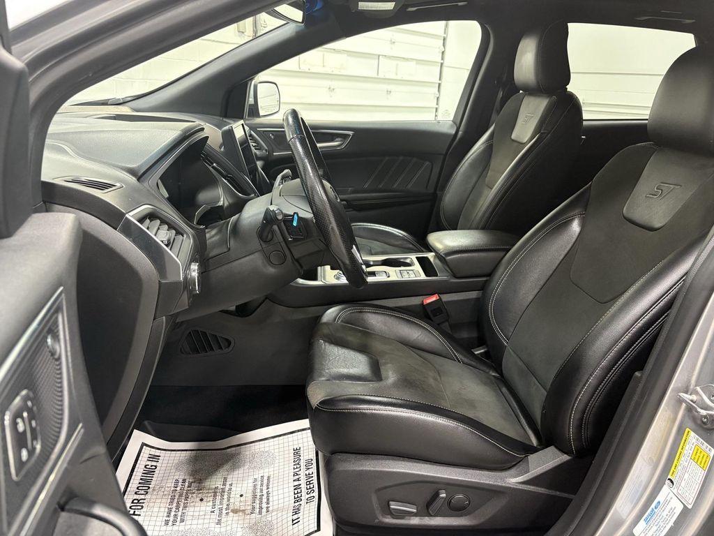 used 2023 Ford Edge car, priced at $32,019