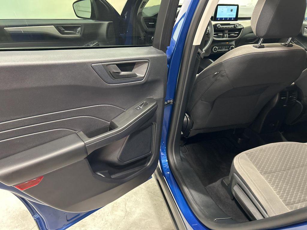 used 2022 Ford Escape car, priced at $23,995