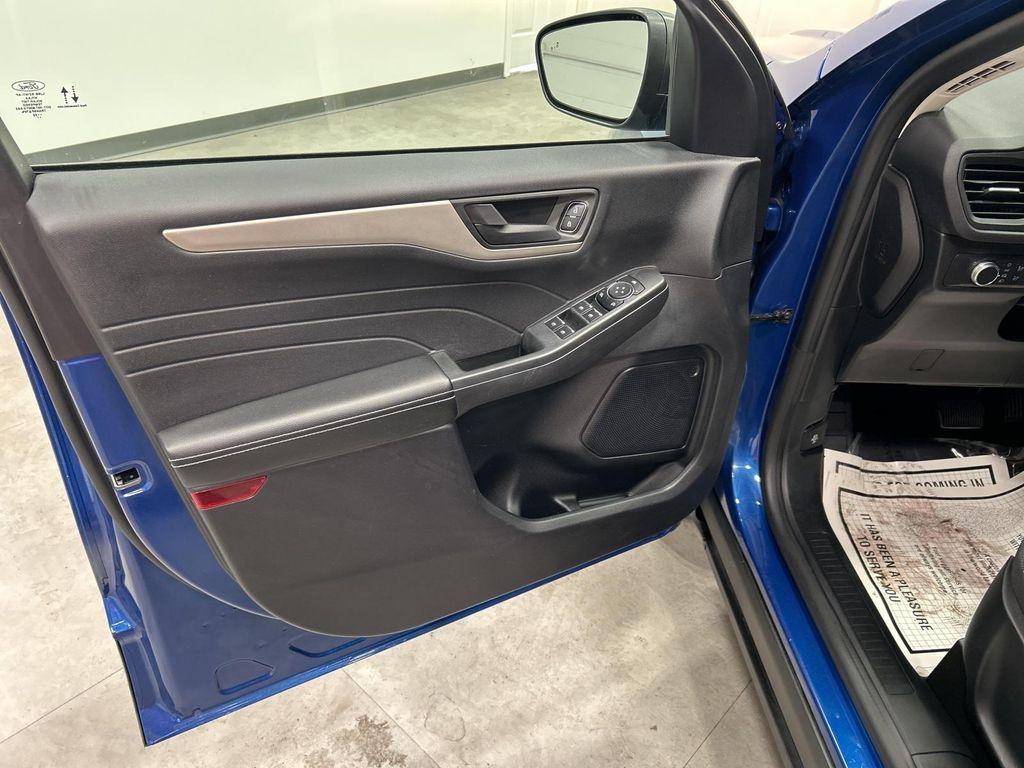 used 2022 Ford Escape car, priced at $23,995