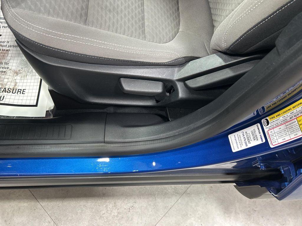 used 2022 Ford Escape car, priced at $23,995