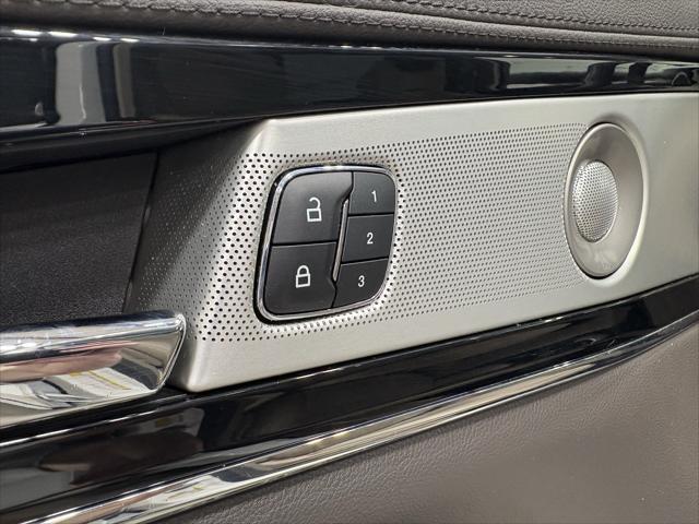used 2023 Lincoln Nautilus car, priced at $40,646